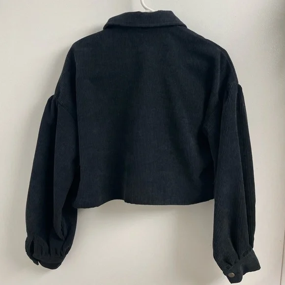 Cute jacket - Picture 3 of 3